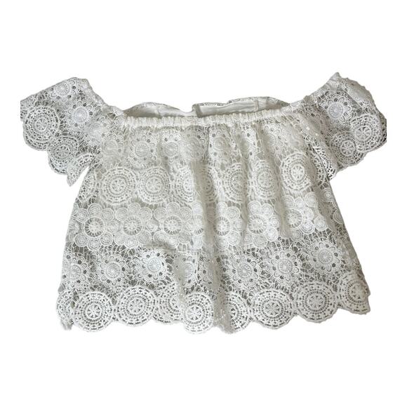 Design Lab Lord Taylor white crochet lace off shoulder crop small NWOT - Picture 2 of 5
